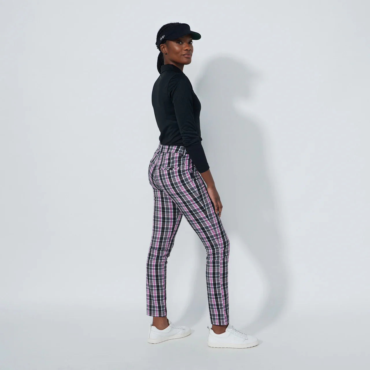 DS GOLF BLACK PLAID PRINT PANTS 32" | DAILY SPORTS