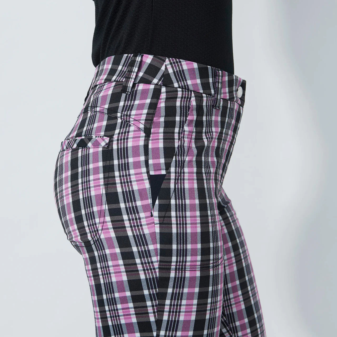 DS GOLF BLACK PLAID PRINT PANTS 32" | DAILY SPORTS