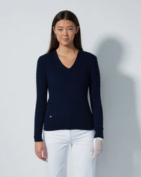 MADALENE CABLE KNIT V-NECK SWEATER | DAILY SPORTS
